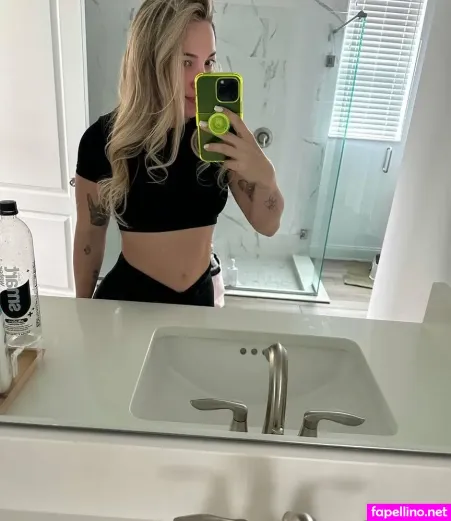 Yosi Fernandes OnlyFans Thumbnail #PE97AdeBp3