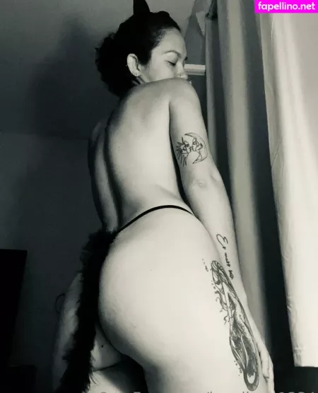 Yosoyleila OnlyFans Thumbnail #YcOmCMQGUr