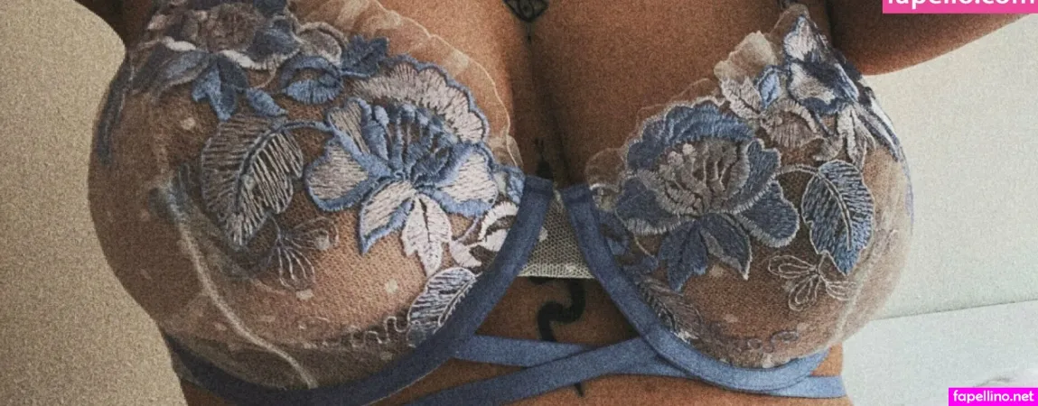 You Andme OnlyFans Thumbnail #qvJxUPrg6I