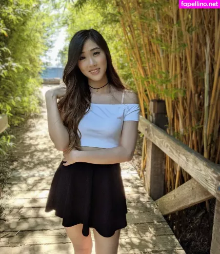 Yougelly OnlyFans Thumbnail #ihwK4x7cT1