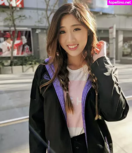 Yougelly OnlyFans Thumbnail #rWG9T92qex