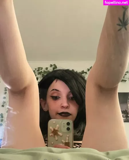 Youkittenme OnlyFans Thumbnail #Dtv8v5IX3O