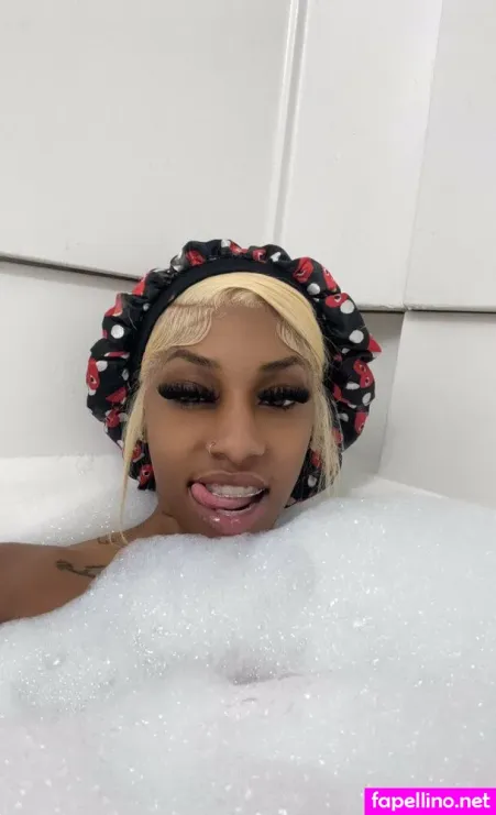 Youlove Kb OnlyFans Thumbnail #NjtPKW8vIK