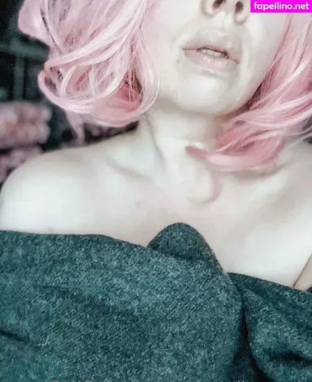 Youmaycallmeannie OnlyFans Thumbnail #IXlQFMZe0n