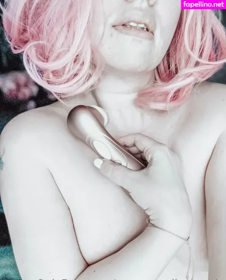 Youmaycallmeannie OnlyFans Thumbnail #KVf6E8pqRp