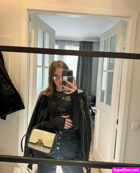 Youneedme666 OnlyFans Thumbnail #0q3b9pxLt9