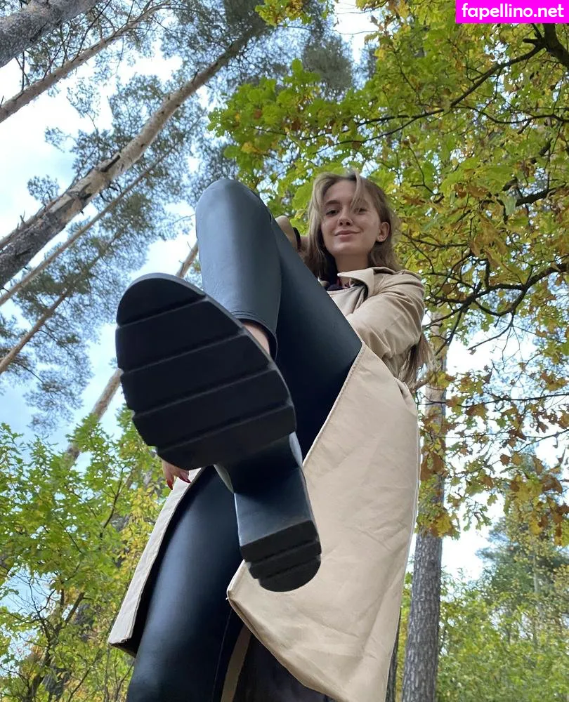 young-goddess, younggoddessofficial Nude Leaked OnlyFans Photo #9atKvNmaX4