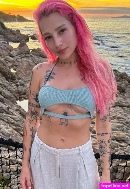 Youngleosia OnlyFans Thumbnail #bWVJz2LYf1