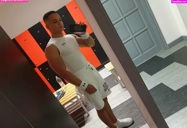 Youngmusclegrowingboy OnlyFans Thumbnail #3oPKsIhcEM