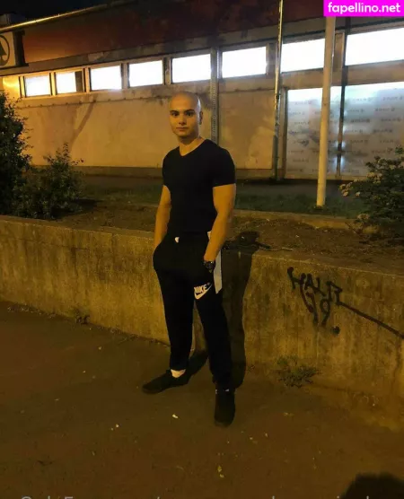 Youngmusclegrowingboy OnlyFans Thumbnail #5gnD0REsz2