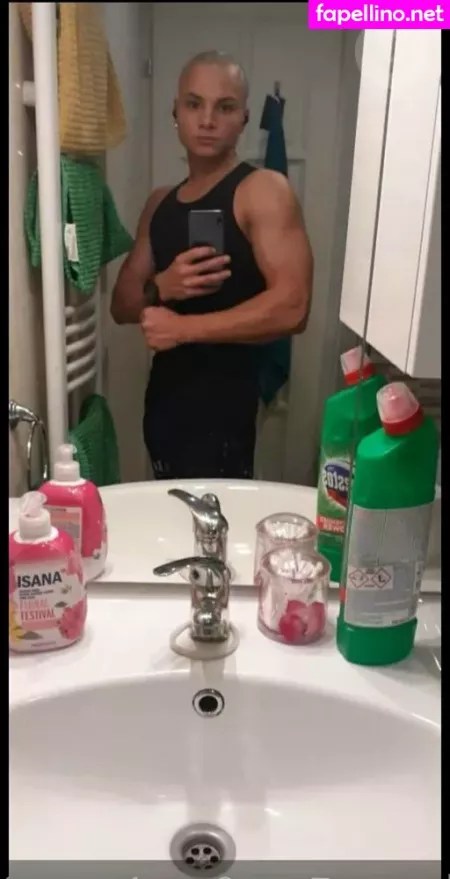 Youngmusclegrowingboy OnlyFans Thumbnail #7csyATEfGE
