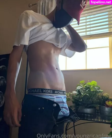 Youngricanfree OnlyFans Thumbnail #6gk48Pm6qW