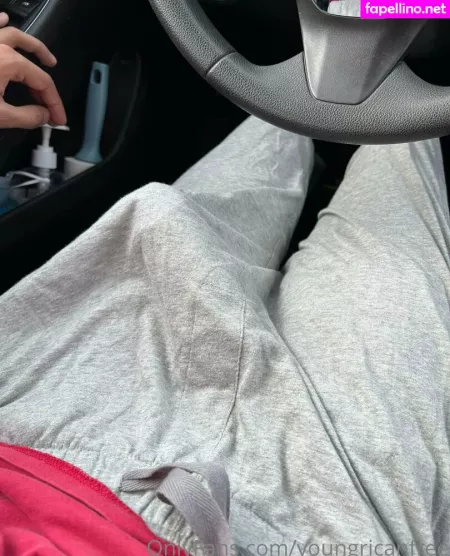 Youngricanfree OnlyFans Thumbnail #LH5YyJlqpC