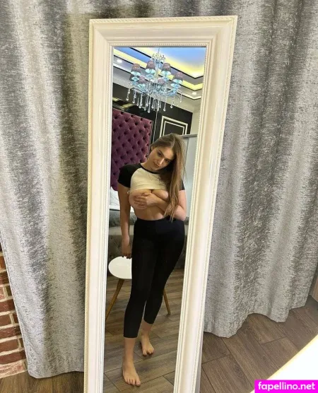 Youngy Nikki Vip OnlyFans Thumbnail #6yJRXTbBF6