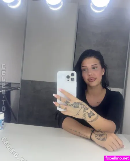 Youngzoey OnlyFans Thumbnail #nXrUoozJHA