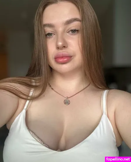 Your Baby Arina OnlyFans Thumbnail #MFS4MxjBYc