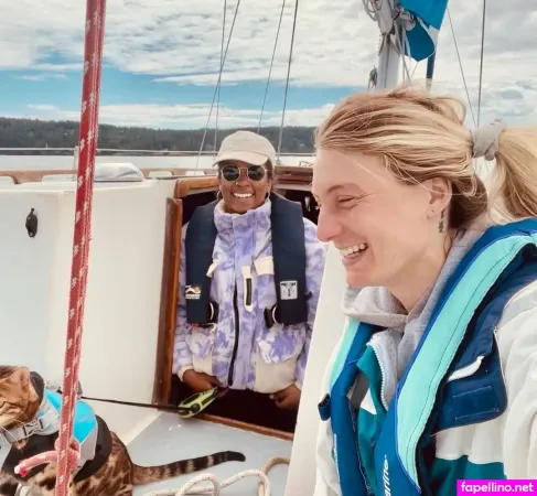 Your Bush Queen OnlyFans Thumbnail #CsBN8Tl0fg