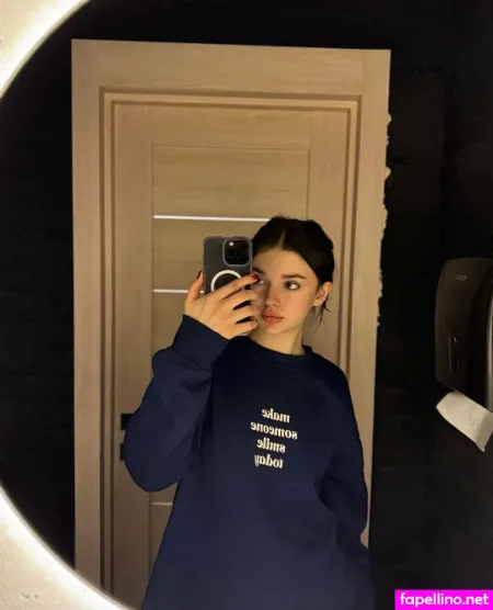 Your Crush1 OnlyFans Thumbnail #16QYgDFBPA