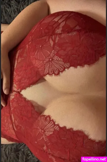 Your Curvy Girl OnlyFans Thumbnail #7KZllxdT0K