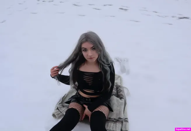 Your Dream Girlfriend OnlyFans Thumbnail #3w9Y7JwQKY