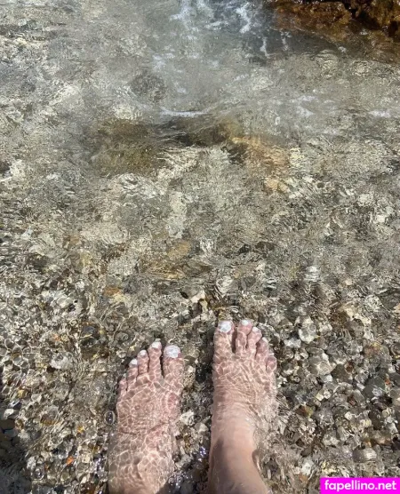 Your Feet Fantasies OnlyFans Thumbnail #4sEaoERo0q