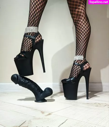 Your Goddess X OnlyFans Thumbnail #OsWfLyo1M2