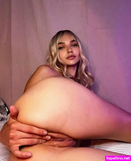 Your Holly OnlyFans Thumbnail #MqdXP30McD