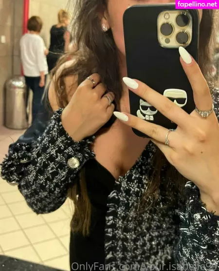 Your Isabelle99 OnlyFans Thumbnail #4bKZCvORyI