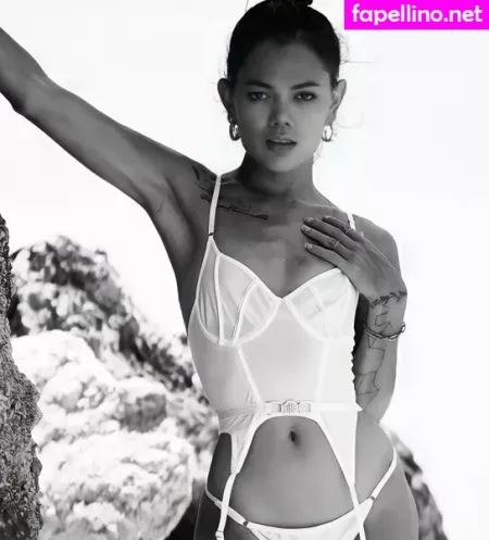 Your Ladyboy OnlyFans Thumbnail #yw4IN99e4b