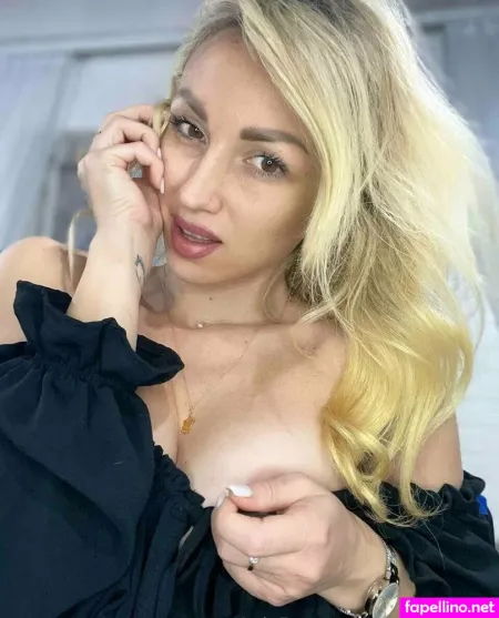 Your Love Veronica OnlyFans Thumbnail #oDmalqEJ6Q