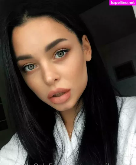 Your Milamoore OnlyFans Thumbnail #0QvvsYPMPW