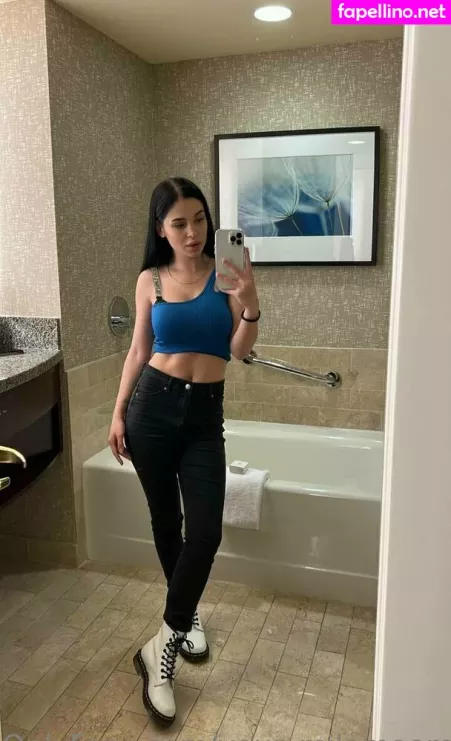 Your Milamoore OnlyFans Thumbnail #OF4s0quGHs