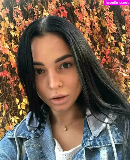 Your Milamoore OnlyFans Thumbnail #OlhE29oFV0