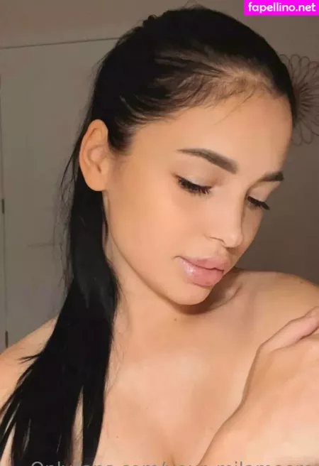 Your Milamoore OnlyFans Thumbnail #PqlArtuGbQ