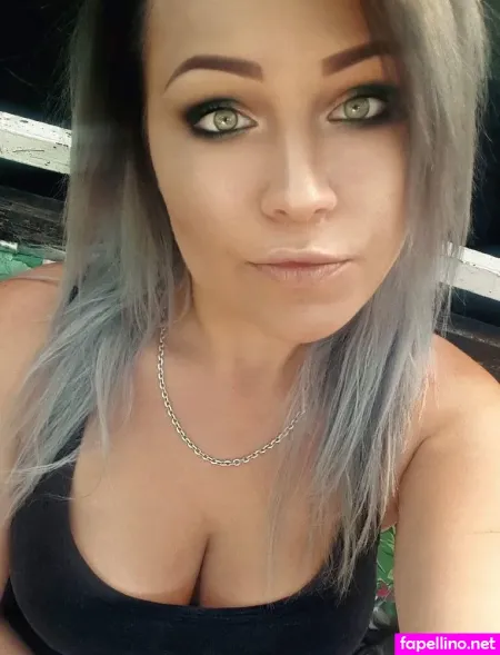 Your Nice Kiss OnlyFans Thumbnail #48lpz3XEZ5
