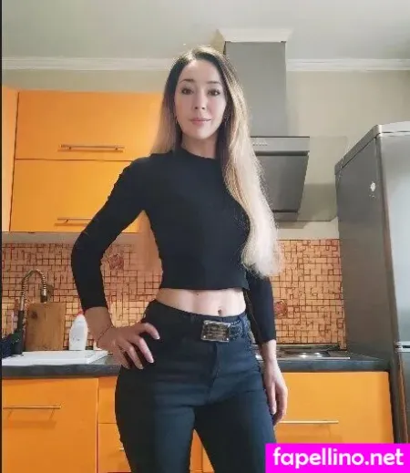 Your Queen Eva Free OnlyFans Thumbnail #r7EGlcCaZi