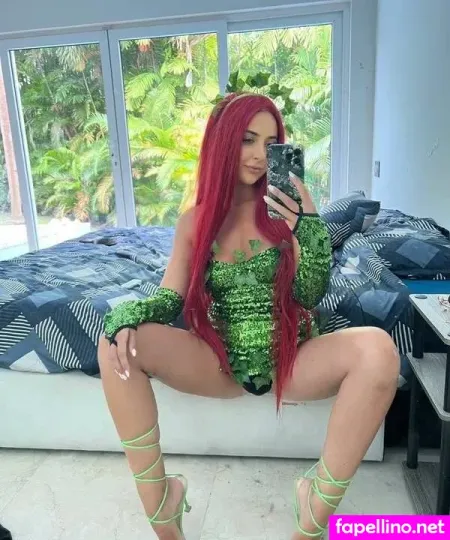 Your Raunchy Redhead OnlyFans Thumbnail #i5KKRDY9Aa