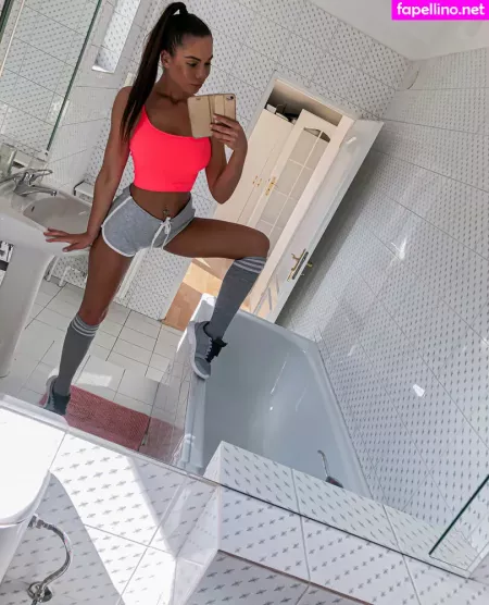 Your Sabrisse OnlyFans Thumbnail #My2gr0ySgG