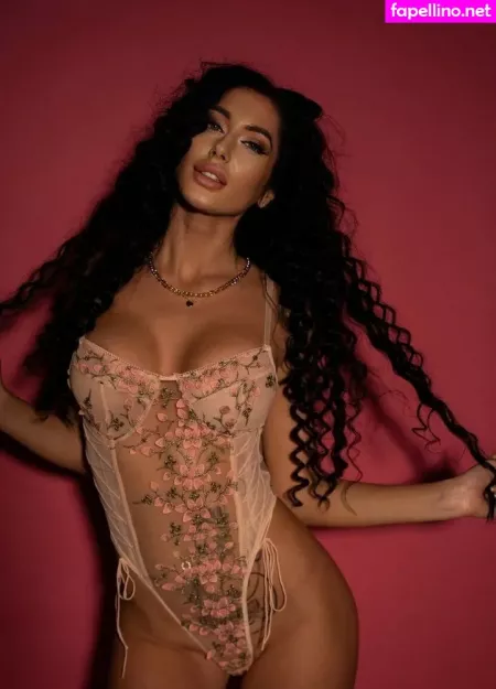 Your Sweet Mari OnlyFans Thumbnail #6eZiHR0fdW