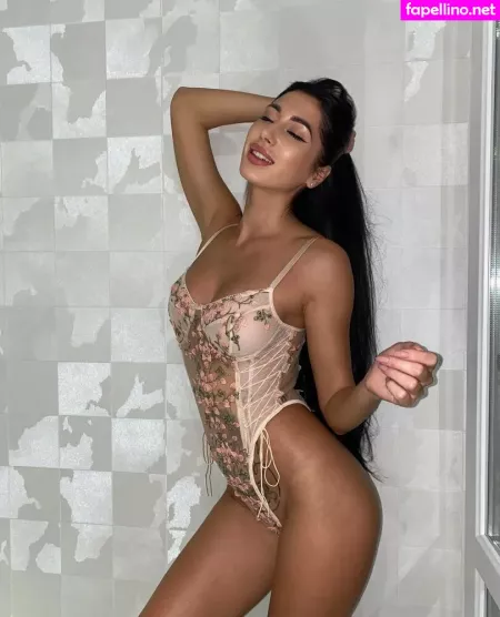 Your Sweet Mari OnlyFans Thumbnail #X2SkTFOUn9