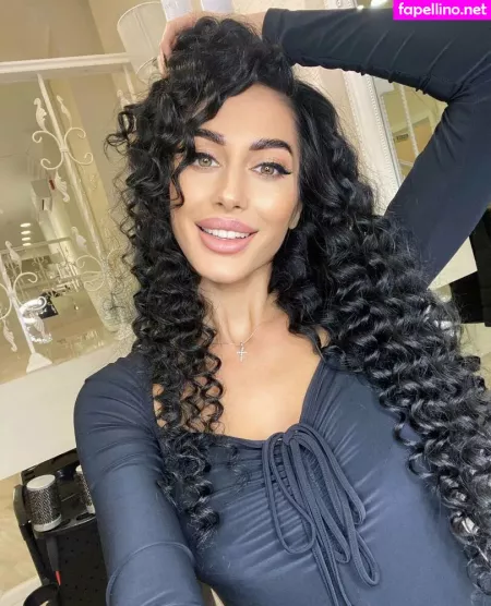Your Sweet Mari OnlyFans Thumbnail #qHaOOlQ7ZZ