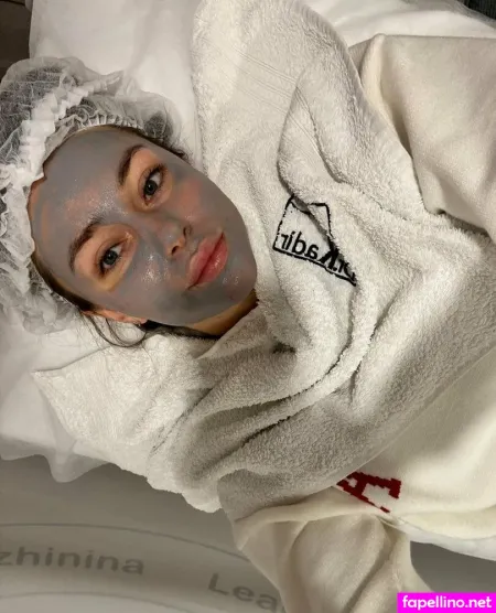 Your Tasha 3 OnlyFans Thumbnail #X39R0Jbwdj