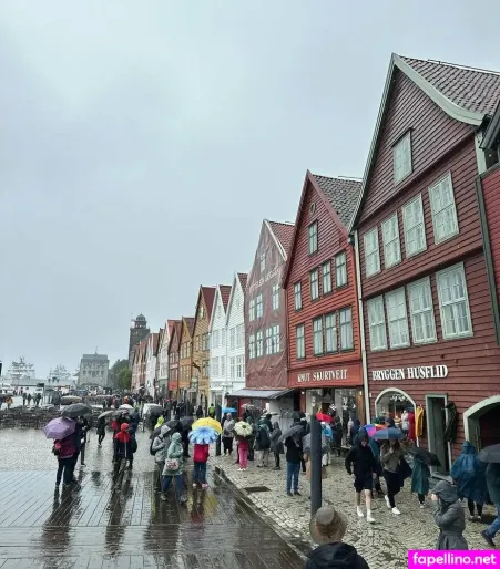 Your Thighness OnlyFans Thumbnail #2KinsKULrT