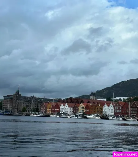 Your Thighness OnlyFans Thumbnail #HxcvaW2VlK