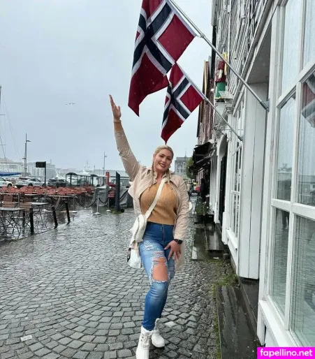 Your Thighness OnlyFans Thumbnail #ekpuilYrme