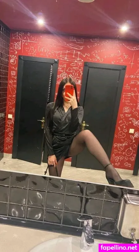 Your Violetta OnlyFans Thumbnail #2M2D5BUjSq