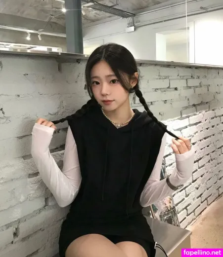 Your Yeon OnlyFans Thumbnail #AiAdzHfE4G