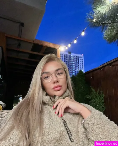 Your Yummy Mommy OnlyFans Thumbnail #HYECzVttJI