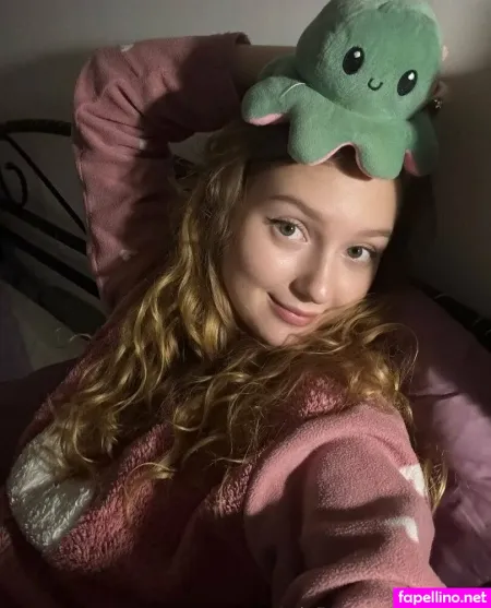 Your Zoe OnlyFans Thumbnail #uFoi4tcWFo