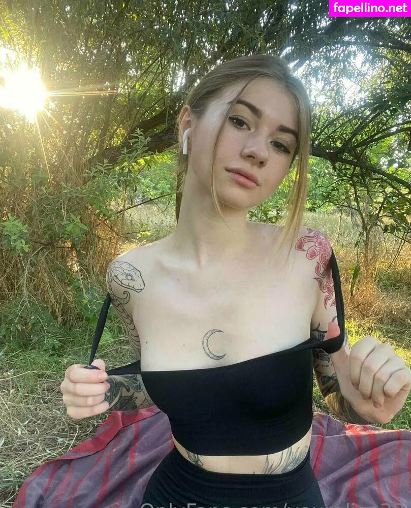 iea_u, youralice33 Nude Leaked OnlyFans Photo #7hZKcvbyPd